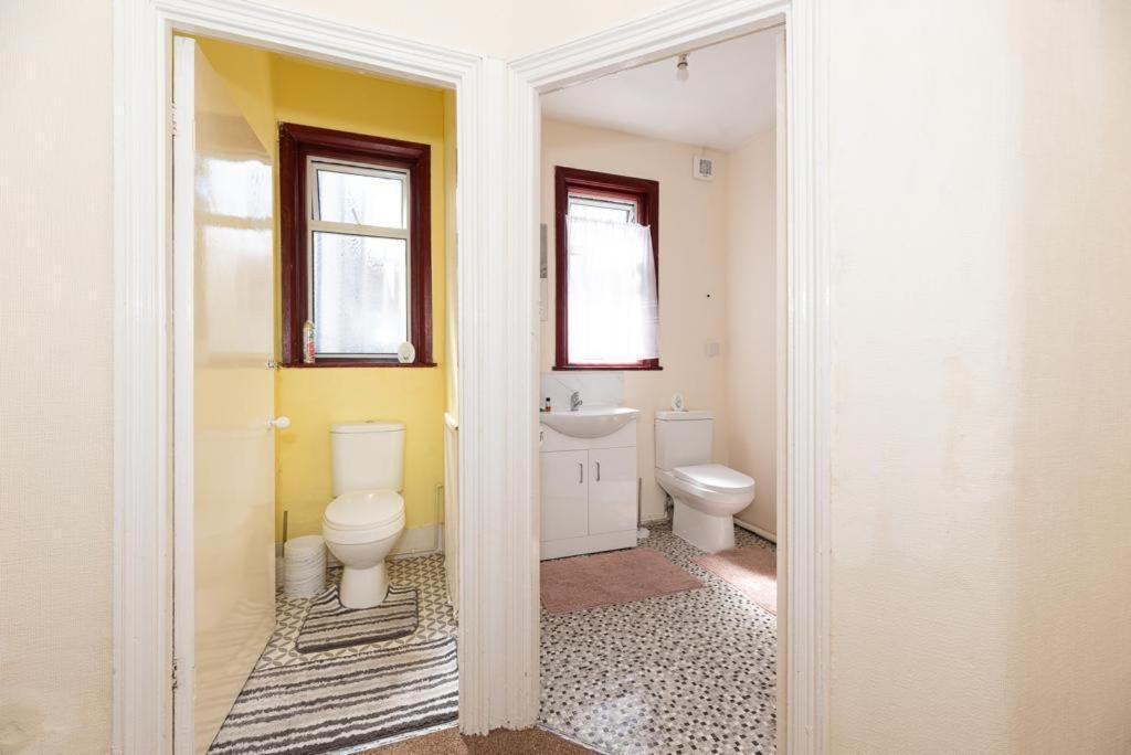 Barking Road Comfy House Leilighet London Eksteriør bilde