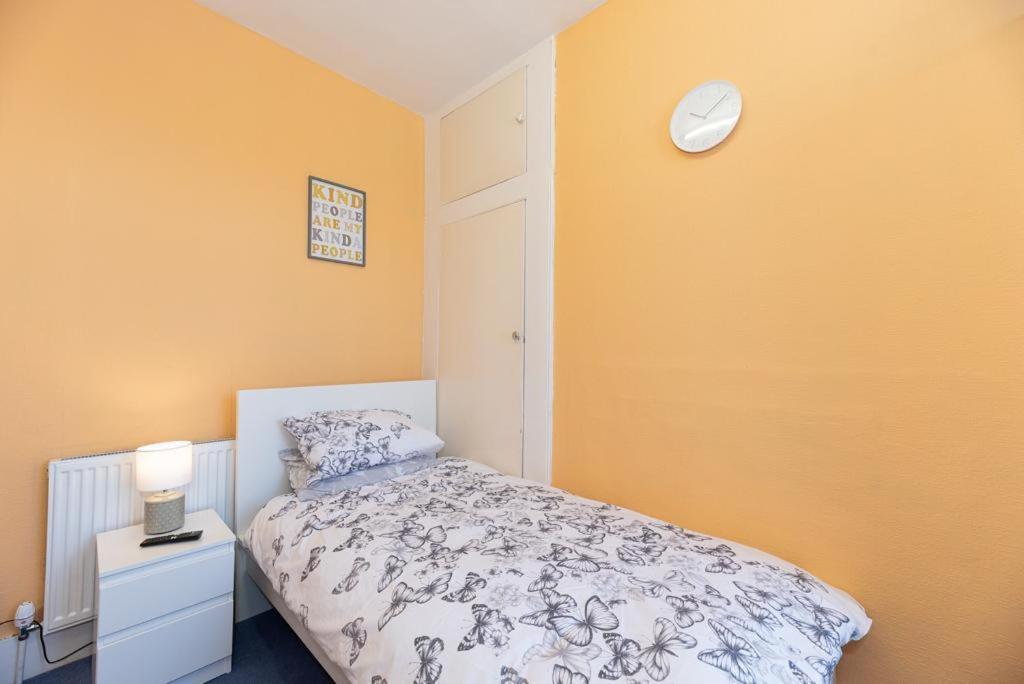 Barking Road Comfy House Leilighet London Eksteriør bilde